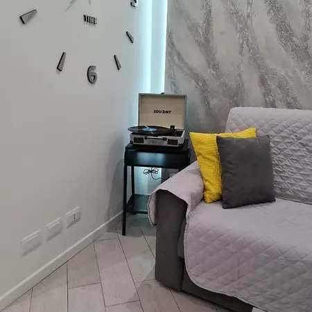 Laura * 博洛尼亚